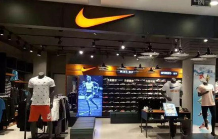  名牌服装进口清关进口关税是几多？怎么清关？